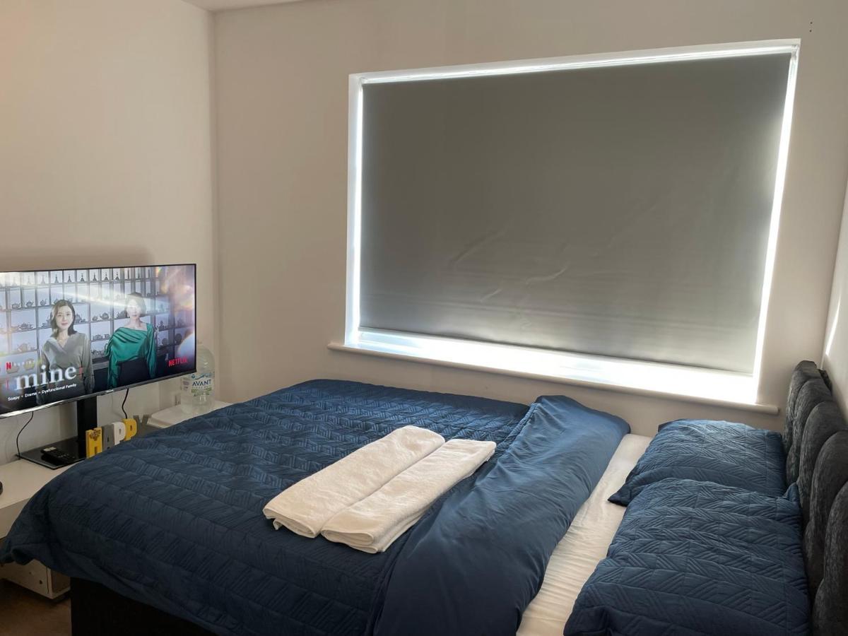 King Dems Home Dagenham Esterno foto