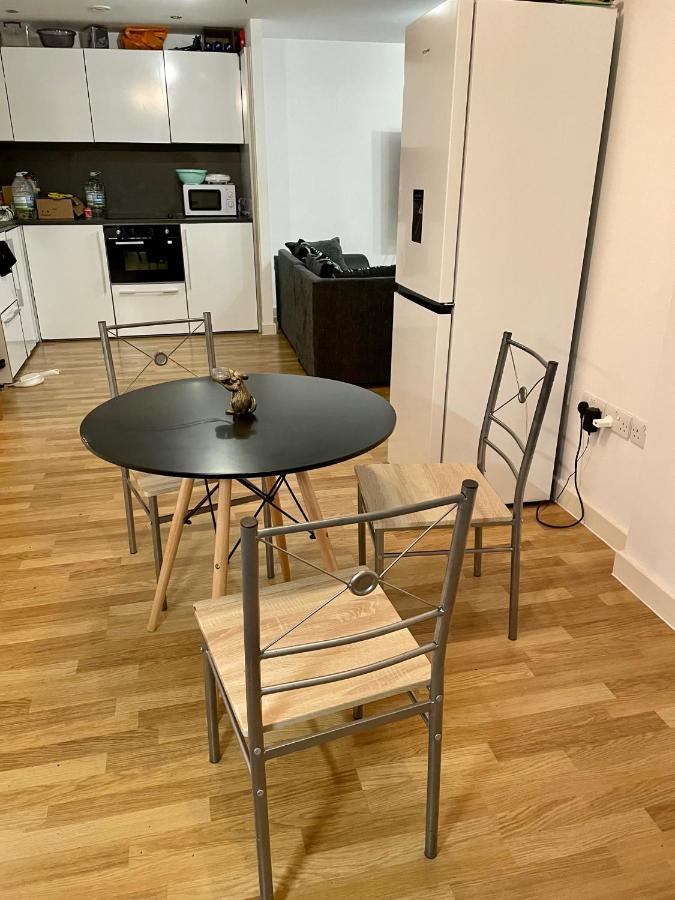 King Dems Home Dagenham Esterno foto